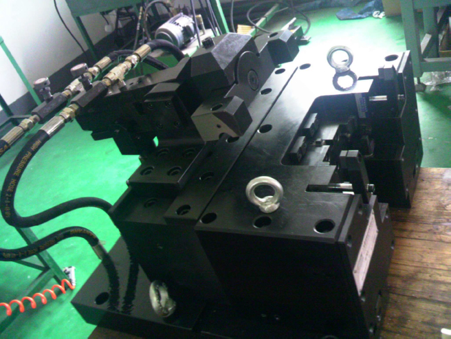 支架槽拉床液压夹具（多工件共用）